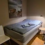 Rom 6 Sentralt I Hostel Sogndal
