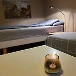 Rom 6 Sentralt I Hostel Sogndal
