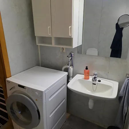 Rom 6 Sentralt I * סוגנדל