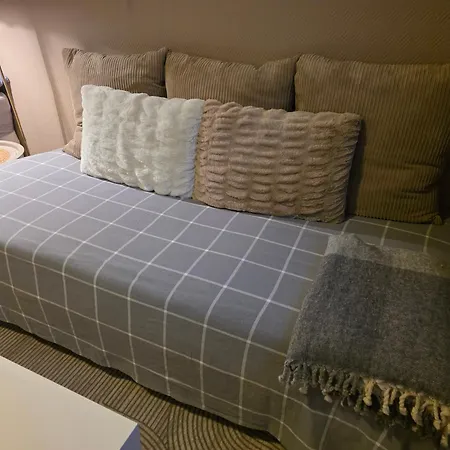 Rom 6 Sentralt I * סוגנדל